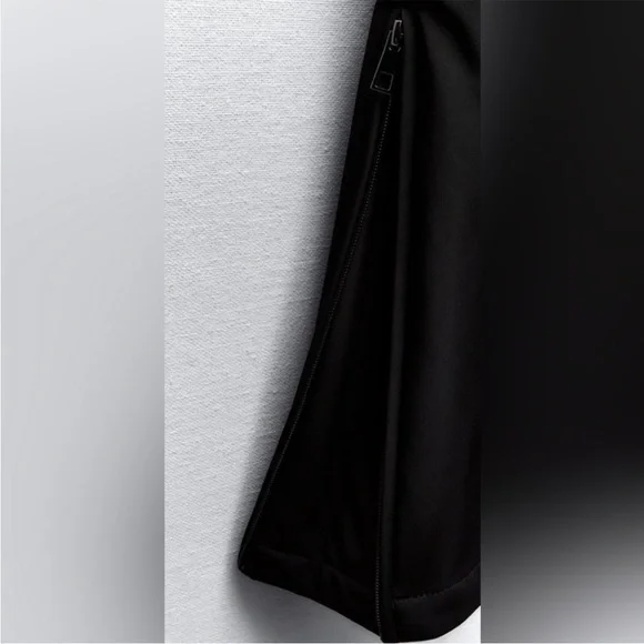 NWOT Zara Black Ski
*barely worn* Jumpsuit size XS
🚨FIRM PRICE - Picture 9 of 16